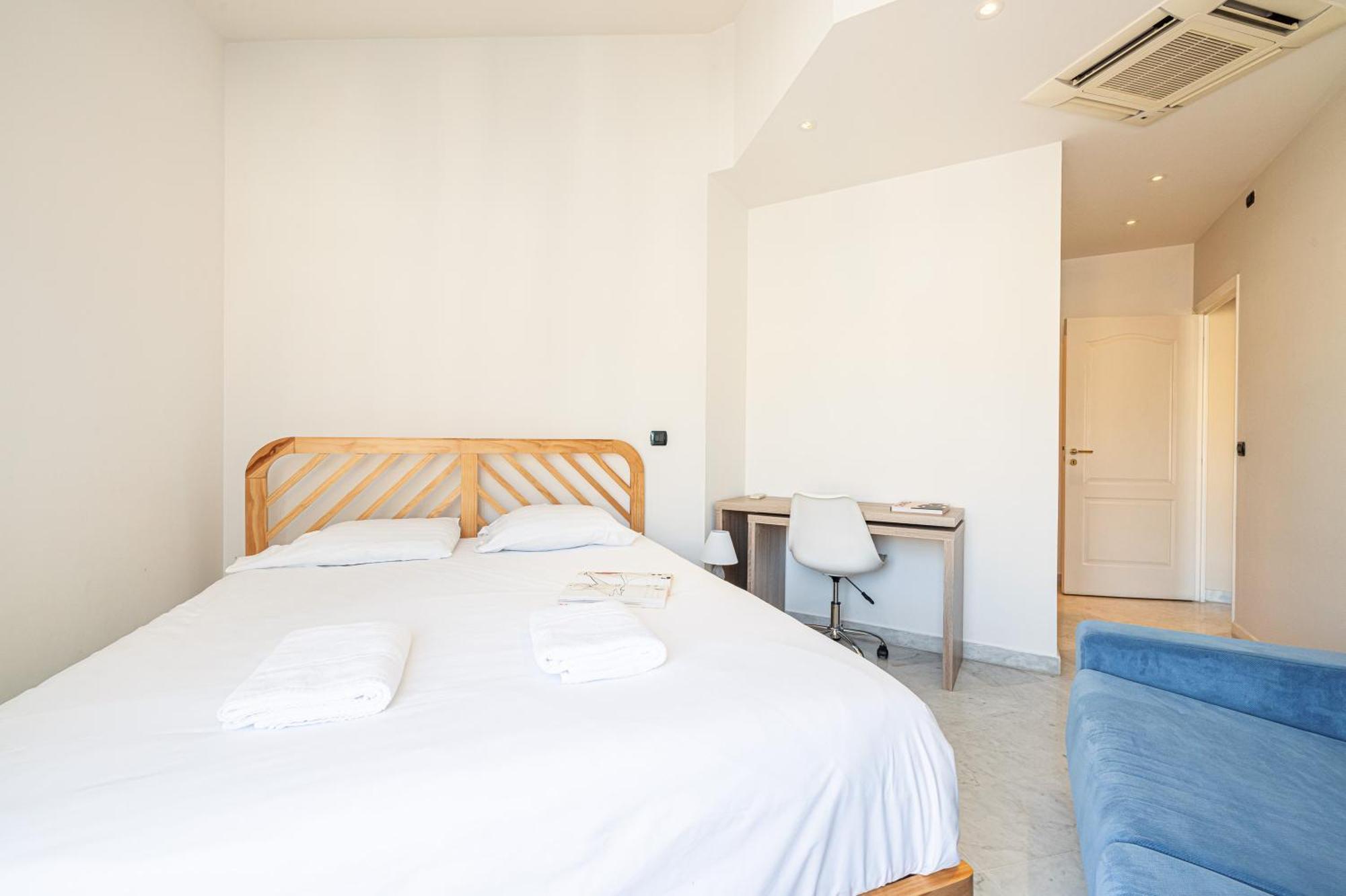 Victoria Bergamote Attic - Happy Rentals Menton Eksteriør bilde