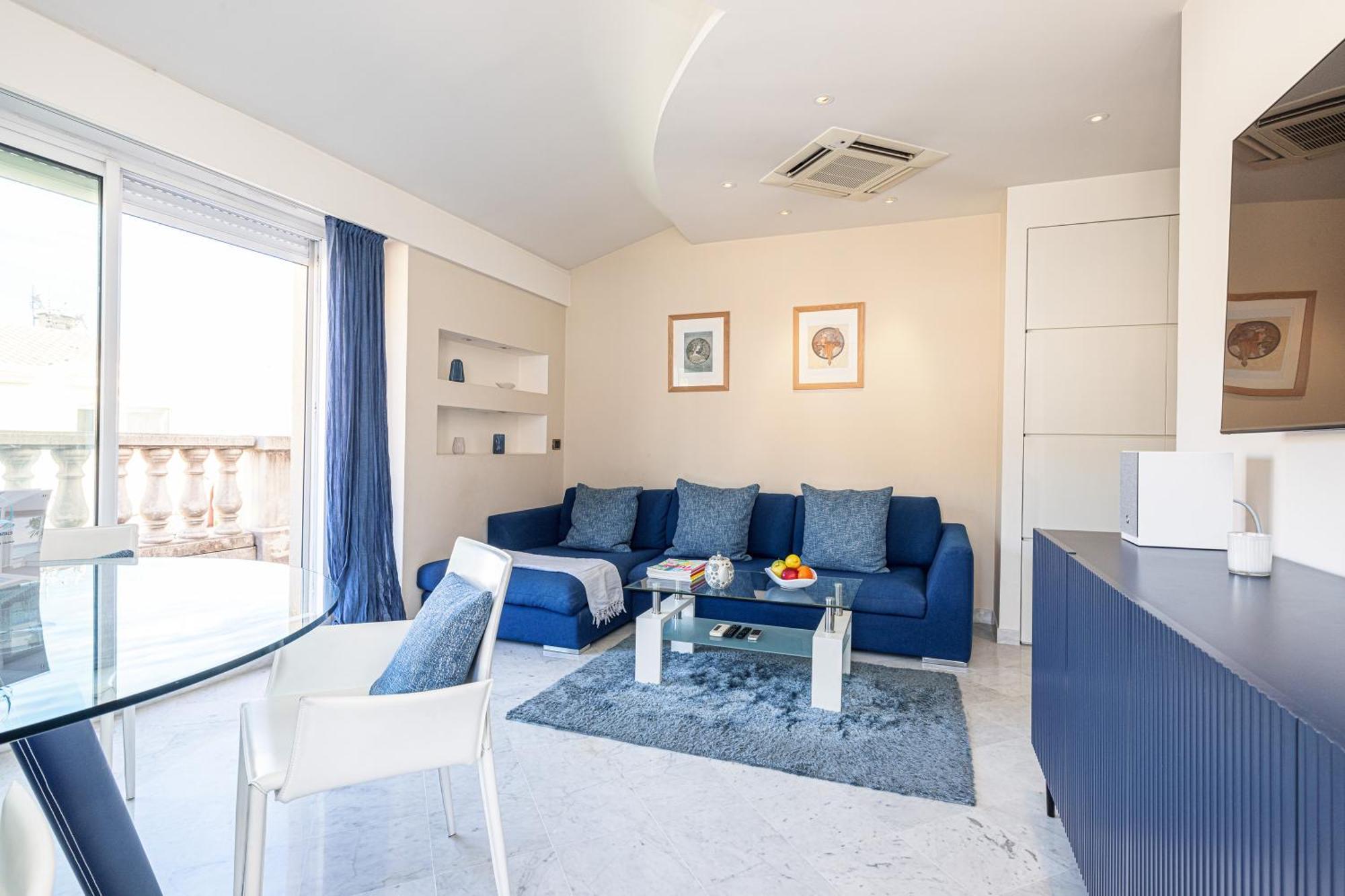 Victoria Bergamote Attic - Happy Rentals Menton Eksteriør bilde