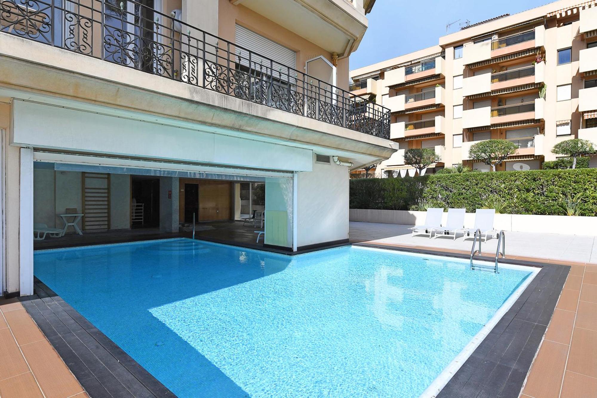 Victoria Bergamote Attic - Happy Rentals Menton Eksteriør bilde