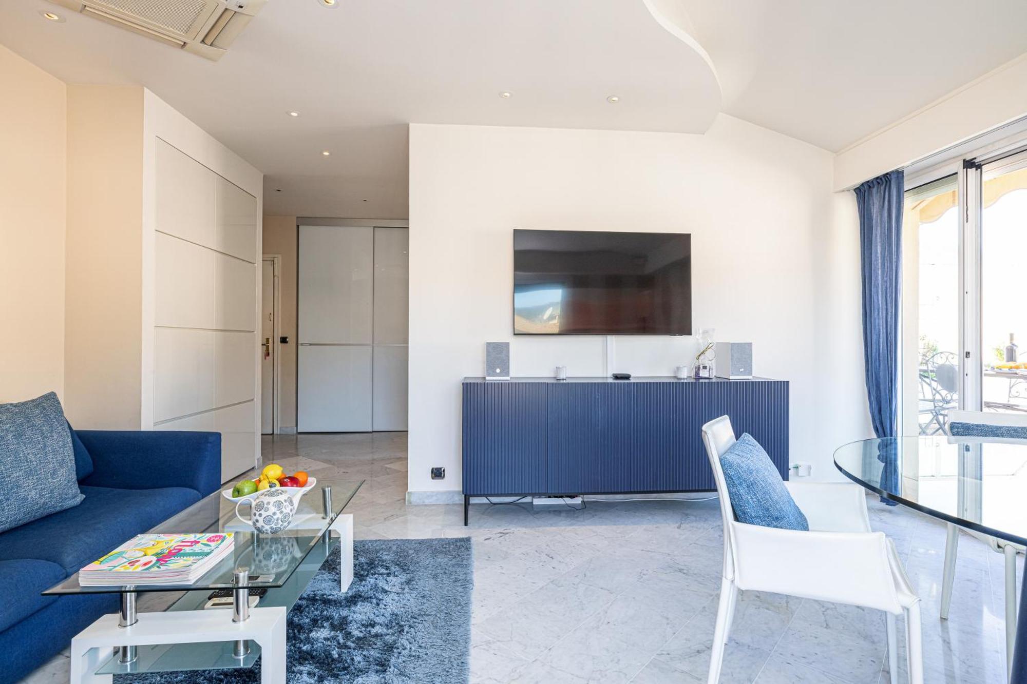 Victoria Bergamote Attic - Happy Rentals Menton Eksteriør bilde
