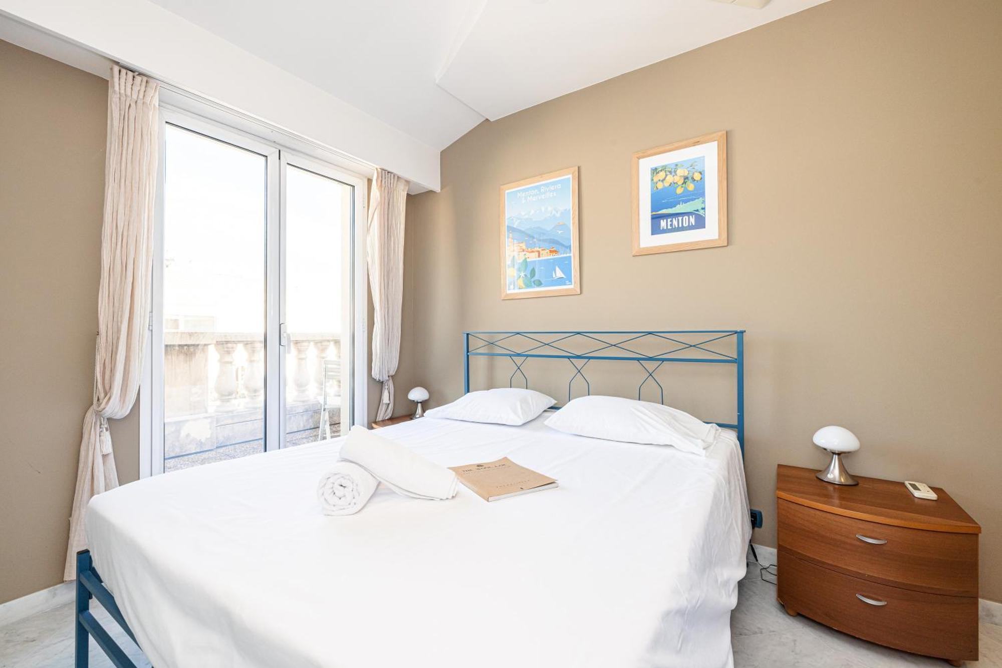 Victoria Bergamote Attic - Happy Rentals Menton Eksteriør bilde