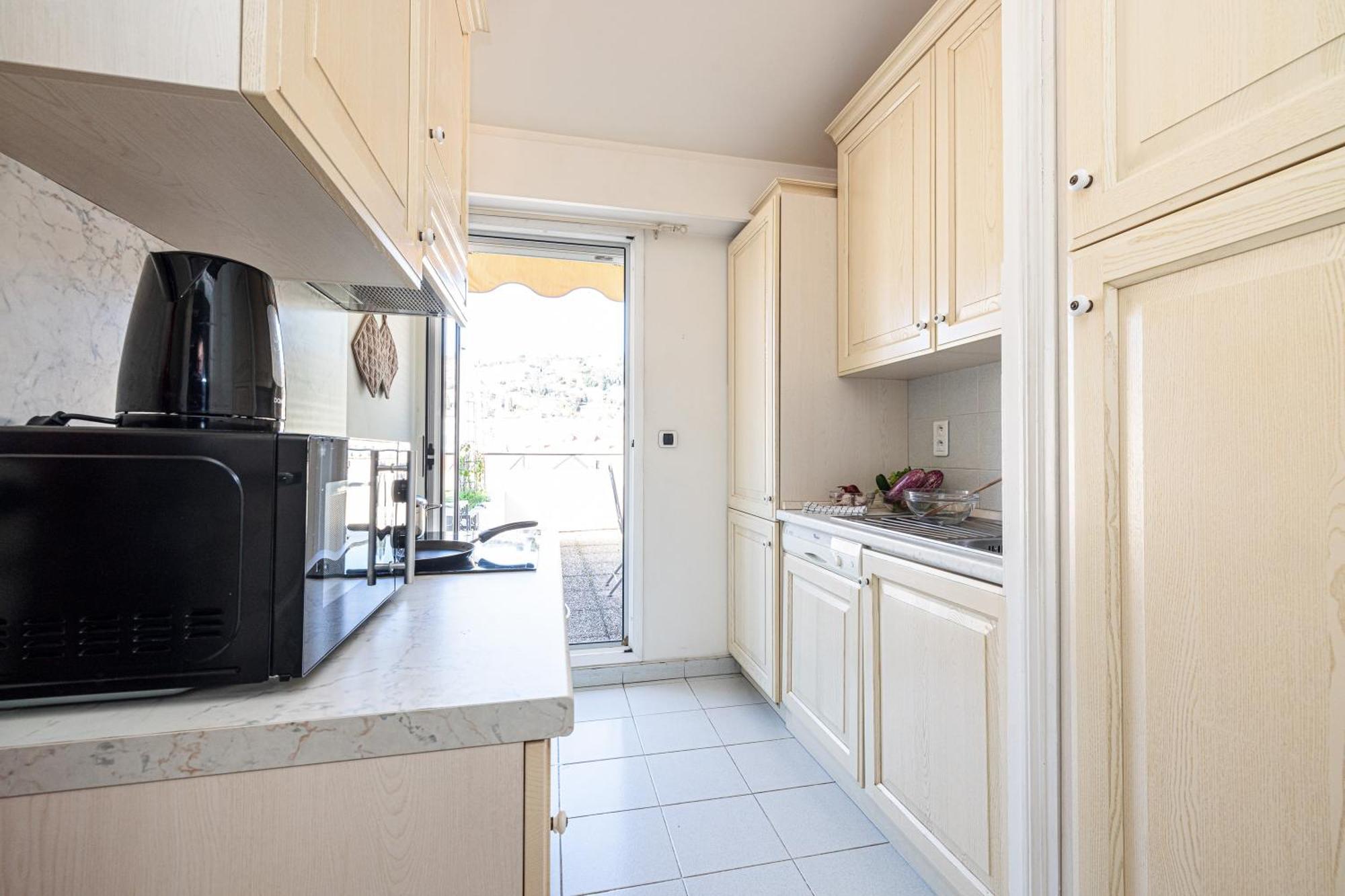 Victoria Bergamote Attic - Happy Rentals Menton Eksteriør bilde